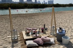 Pallet-Picnic-Beach